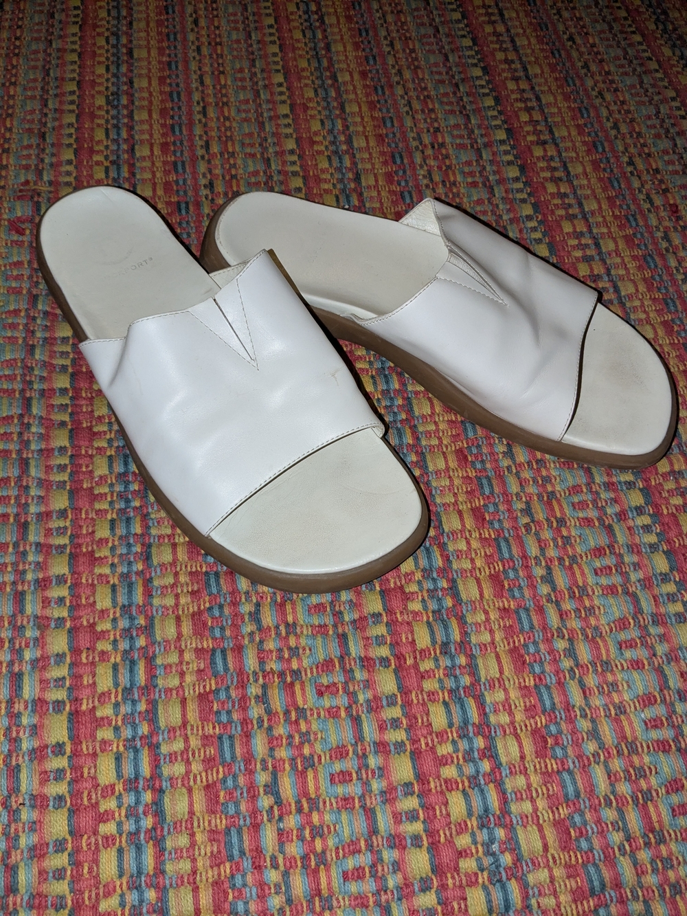 Rockport Women’s White Slide Sandals